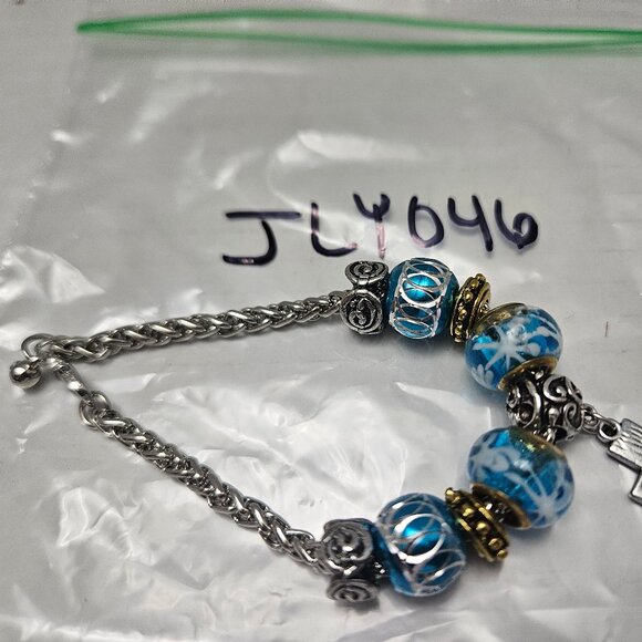 BLUE BEAD SILVER TONE BRACELET - Picture 2 of 2